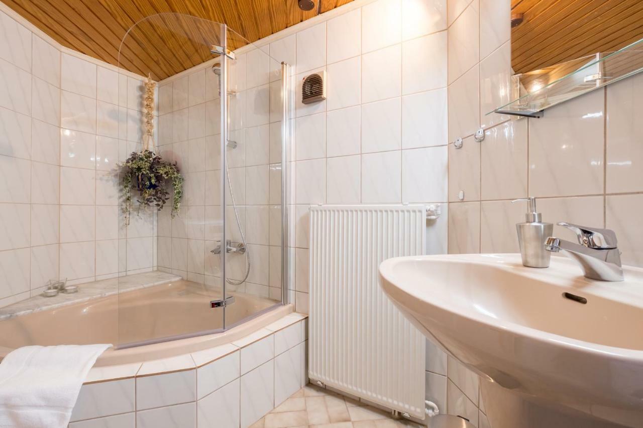 Haus Innerdorf Gemuetliches Ferienhaus Im Taunus Pohl  Екстериор снимка